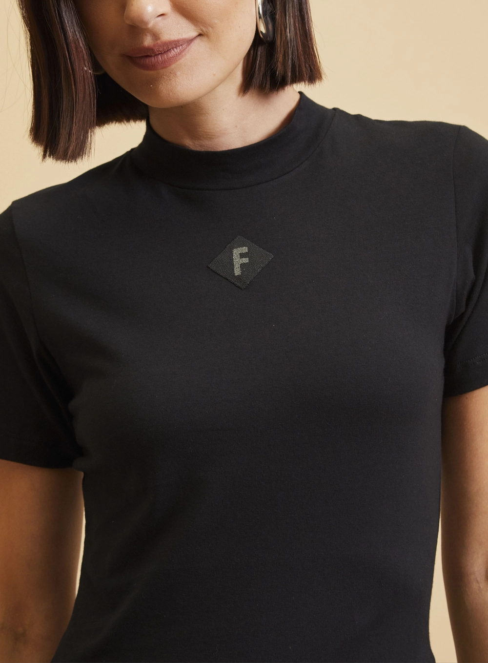 Camiseta Feminina Justa Preto 3