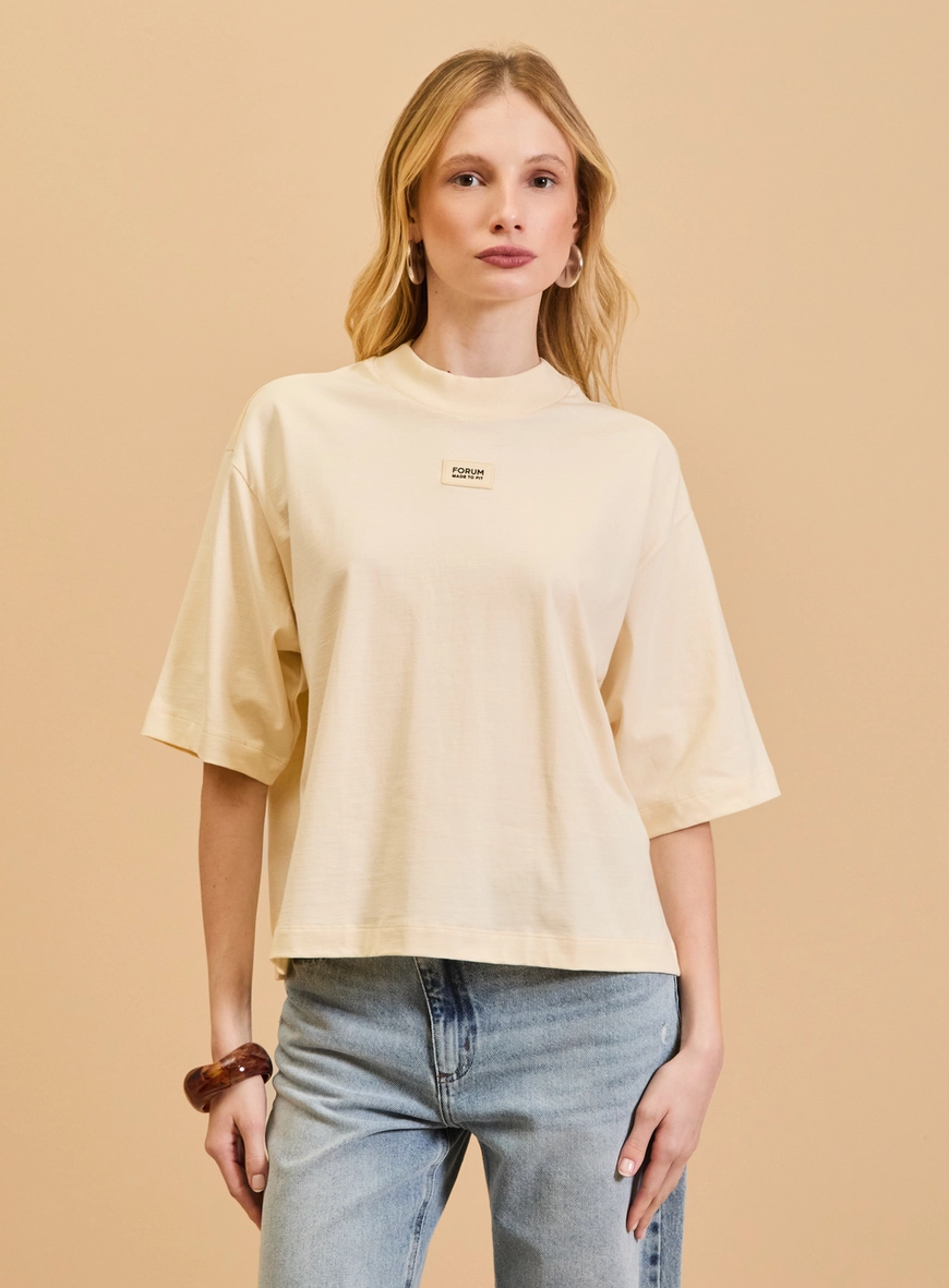 Camiseta Feminina Básica Gola Alta Bege