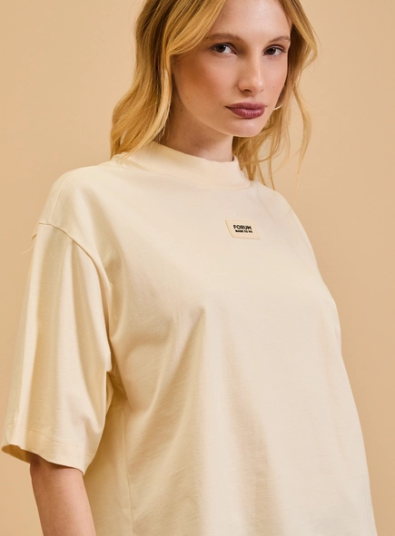 Camiseta Feminina Básica Gola Alta