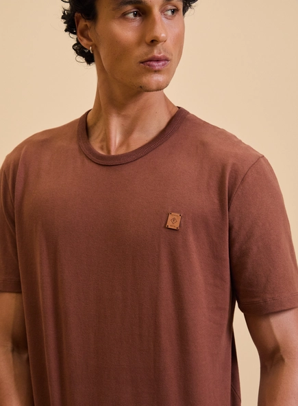 Camiseta Masculina New Box Básica