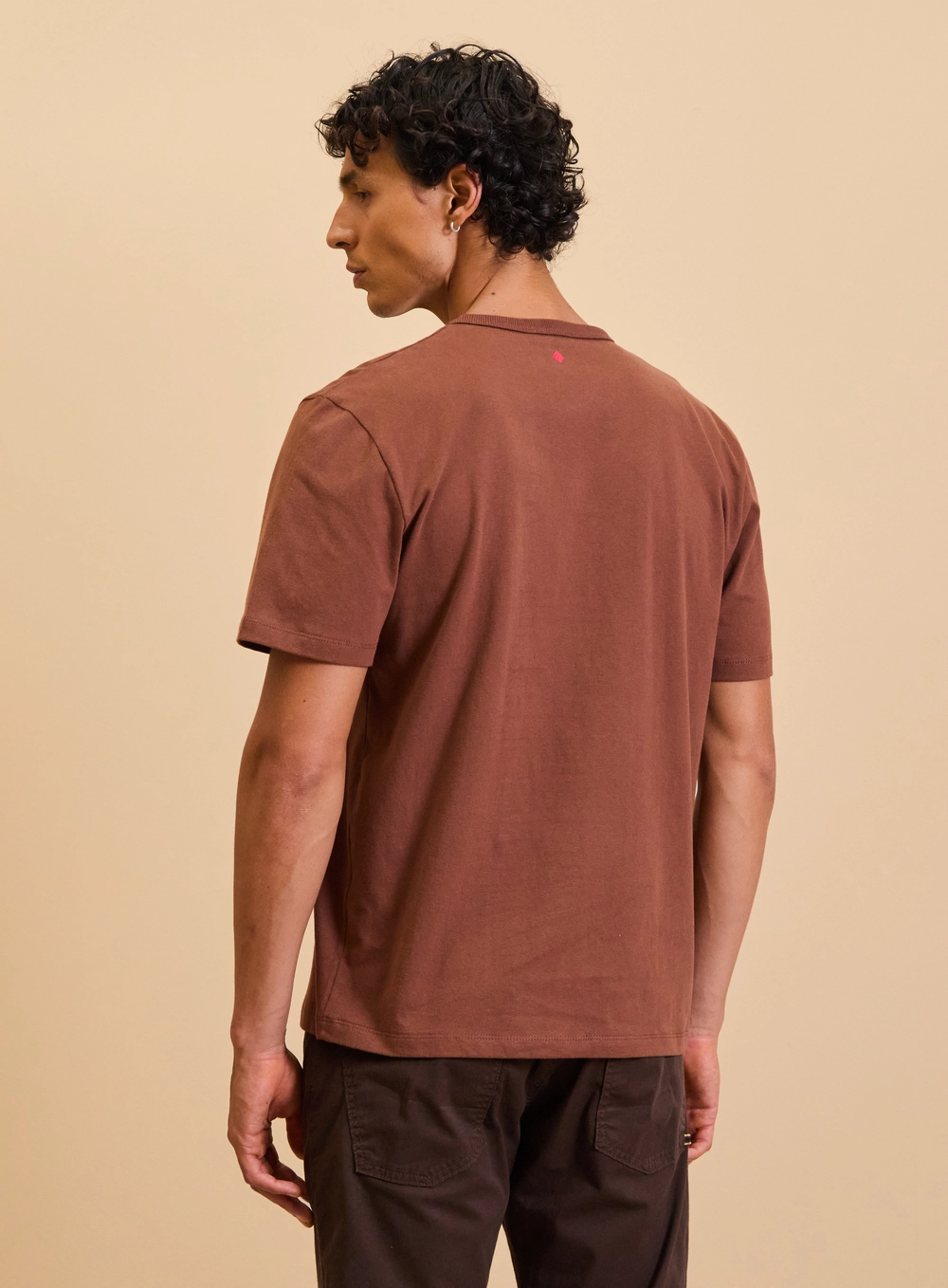 Camiseta Masculina New Box Básica Marrom 2