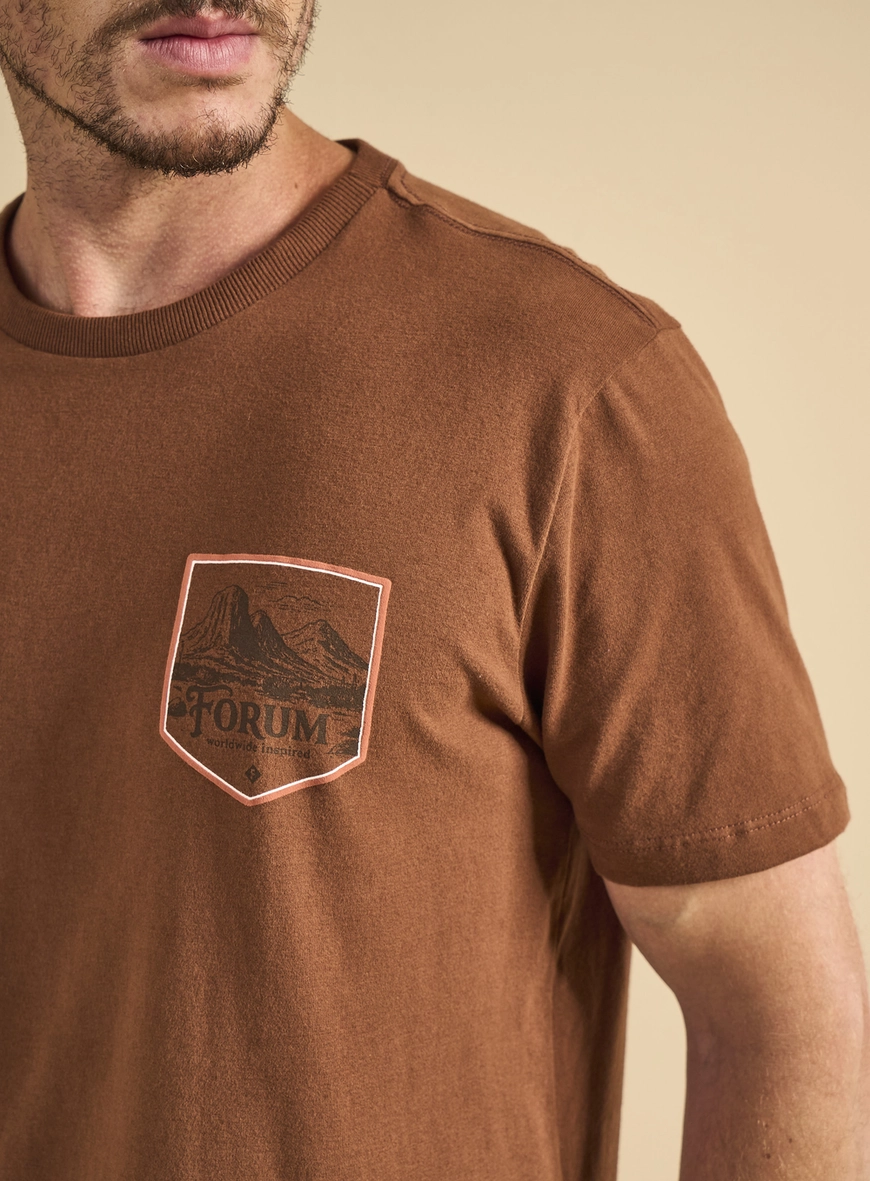 Camiseta Masculina New Slim Com Detalhe Marrom