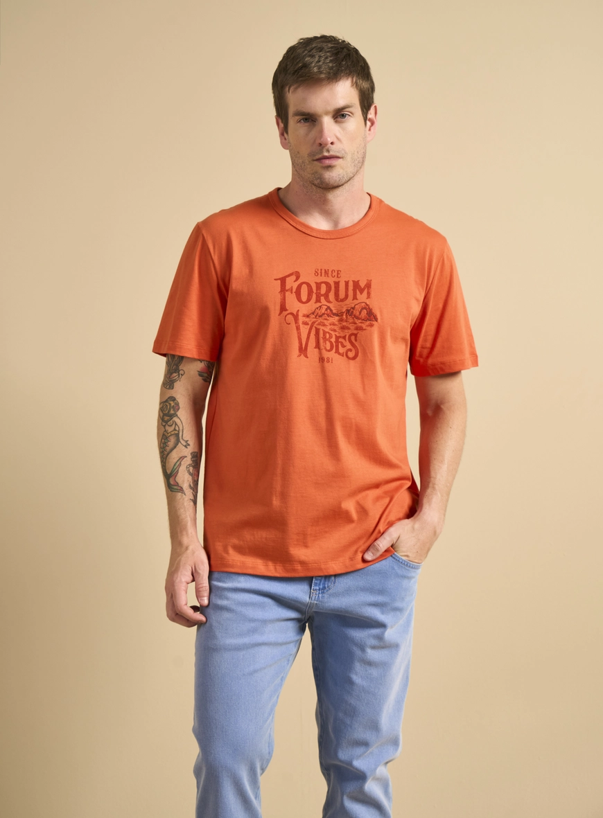 Camiseta Masculina New Box Estampada Com Bordado Laranja