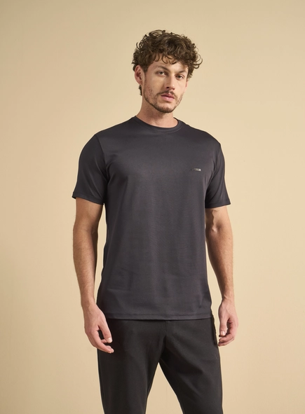 Camiseta Masculina New Box Básica