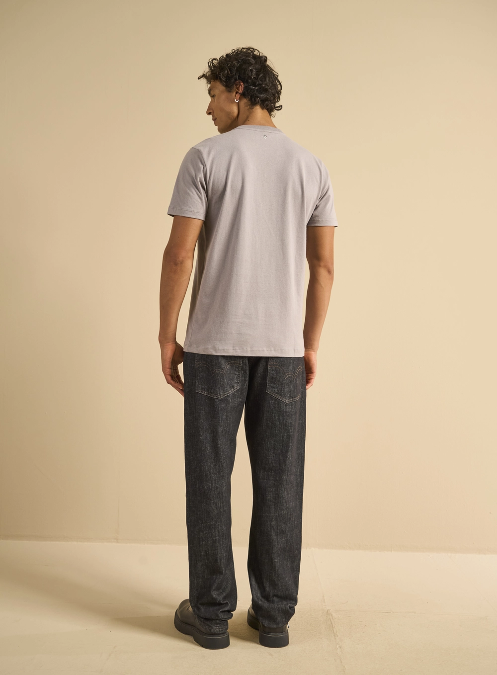 Camiseta Masculina New Slim 1991 Cinza Níquel 3