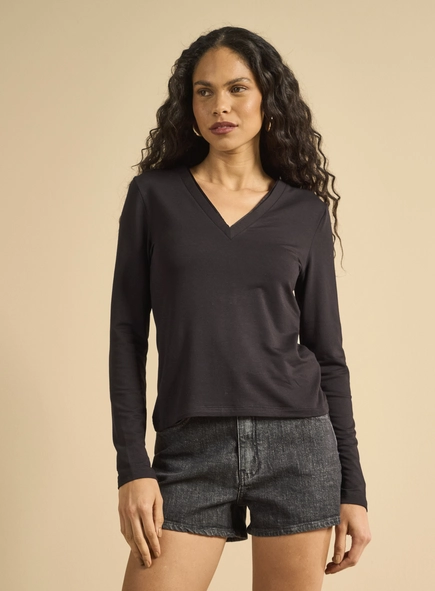 Blusa Justa Manga Longa Decote V