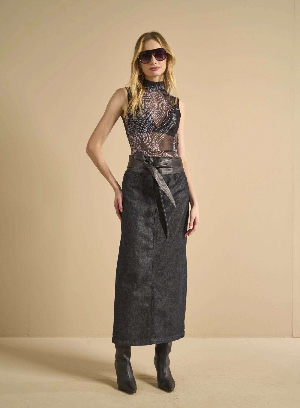 Blusa Tule Justa Pontos De Luz Preto 4