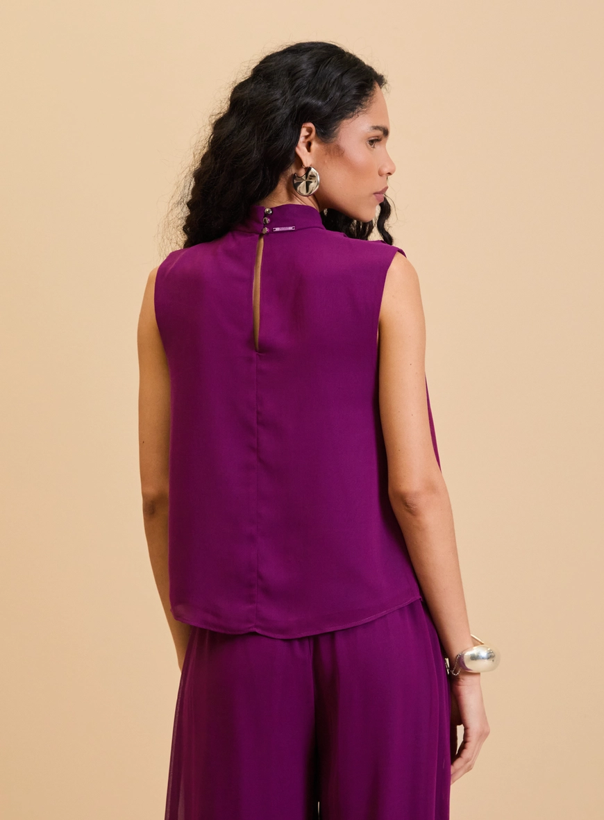 Blusa Ampla Gola Alta Drapeada Roxo