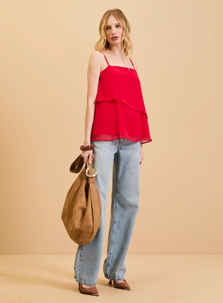 Blusa Reta Com Sobreposição