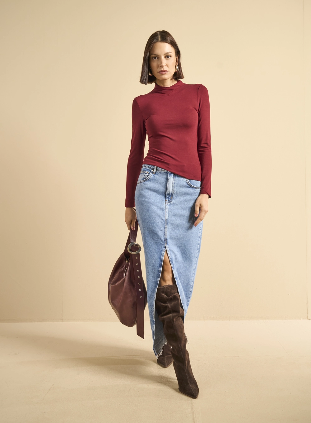 Blusa Justa Gola Alta Bordô 4
