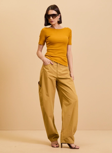 Blusa Justa Básica Manga Média Texturizada
