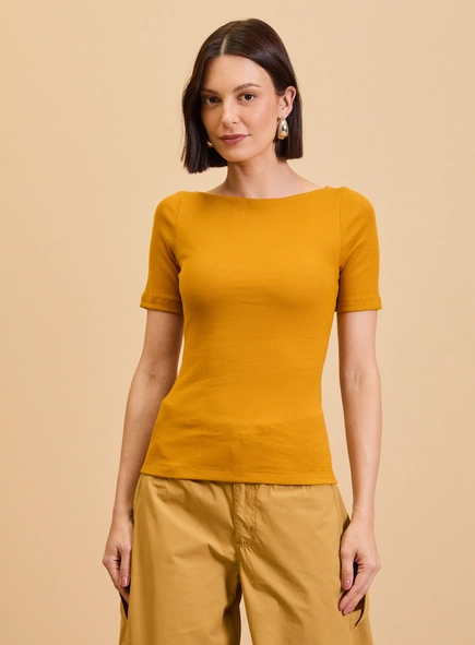 Blusa Justa Básica Manga Média Texturizada
