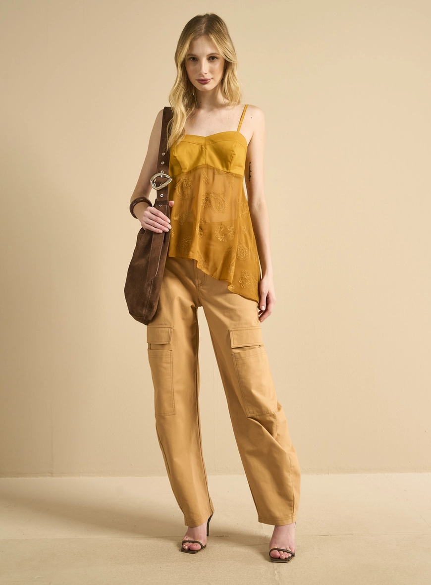 Blusa Assimétrica Bordada Amarelo