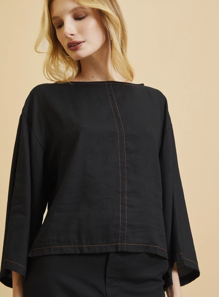 Blusa Ampla Mangas Evasê