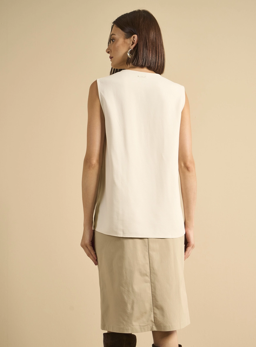Blusa Reta Decote V Bege Italian