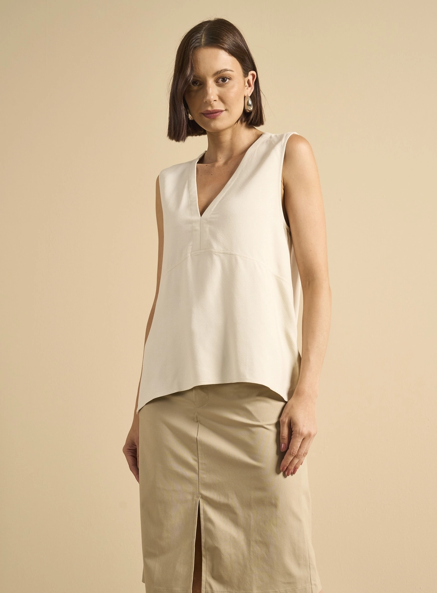 Blusa Reta Decote V Bege Italian