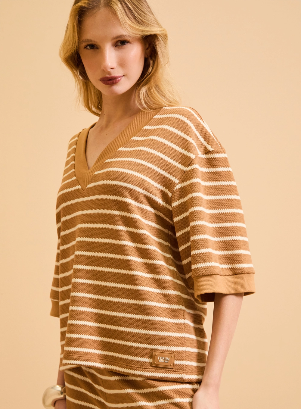 Blusa Listrada Decote V Manga Ampla Estampados 3