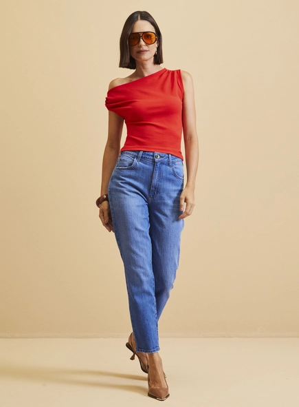 Blusa Reta Detalhe Assimétrico