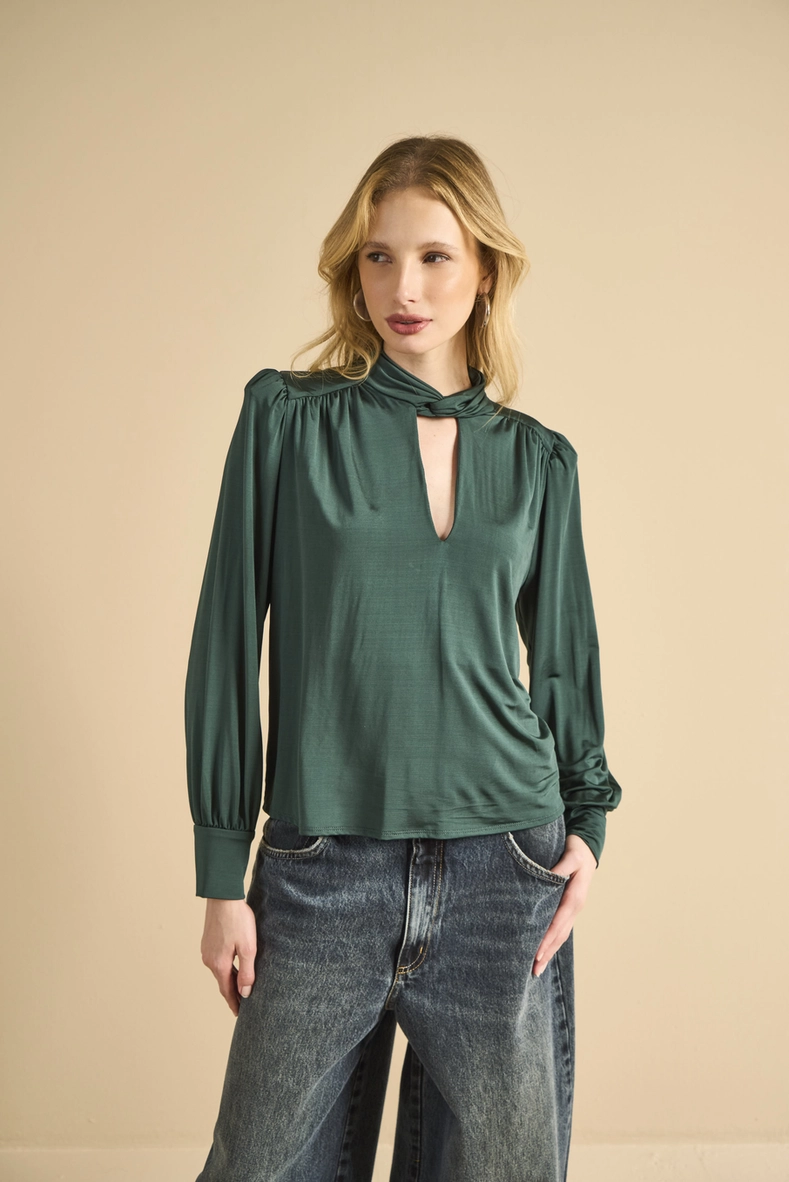 Blusa Acetinada Manga Longa Verde