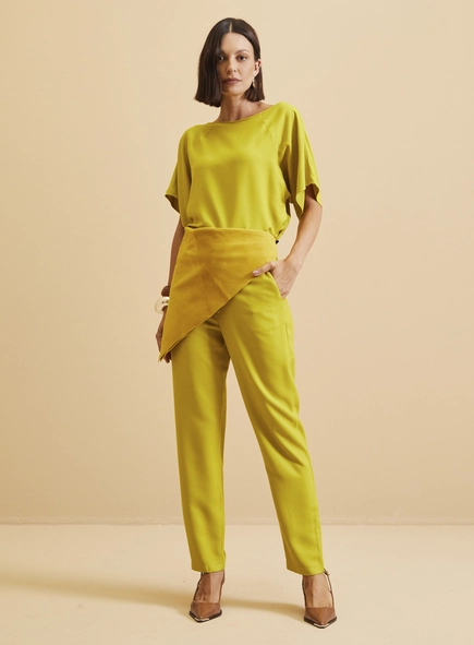 Blusa Morcego Fluida Decote Canoa