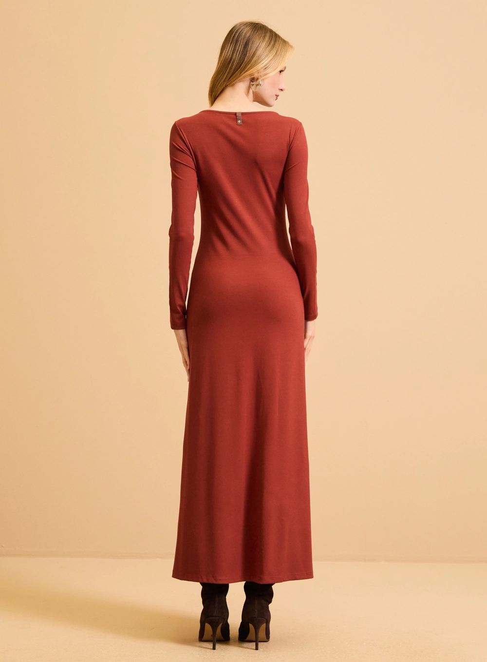 Vestido Longo Fluido Decote Reto Laranja 2