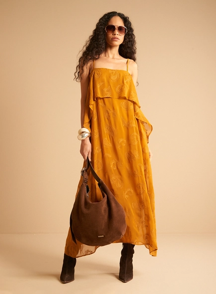 Vestido Longo Bordado Com Babados