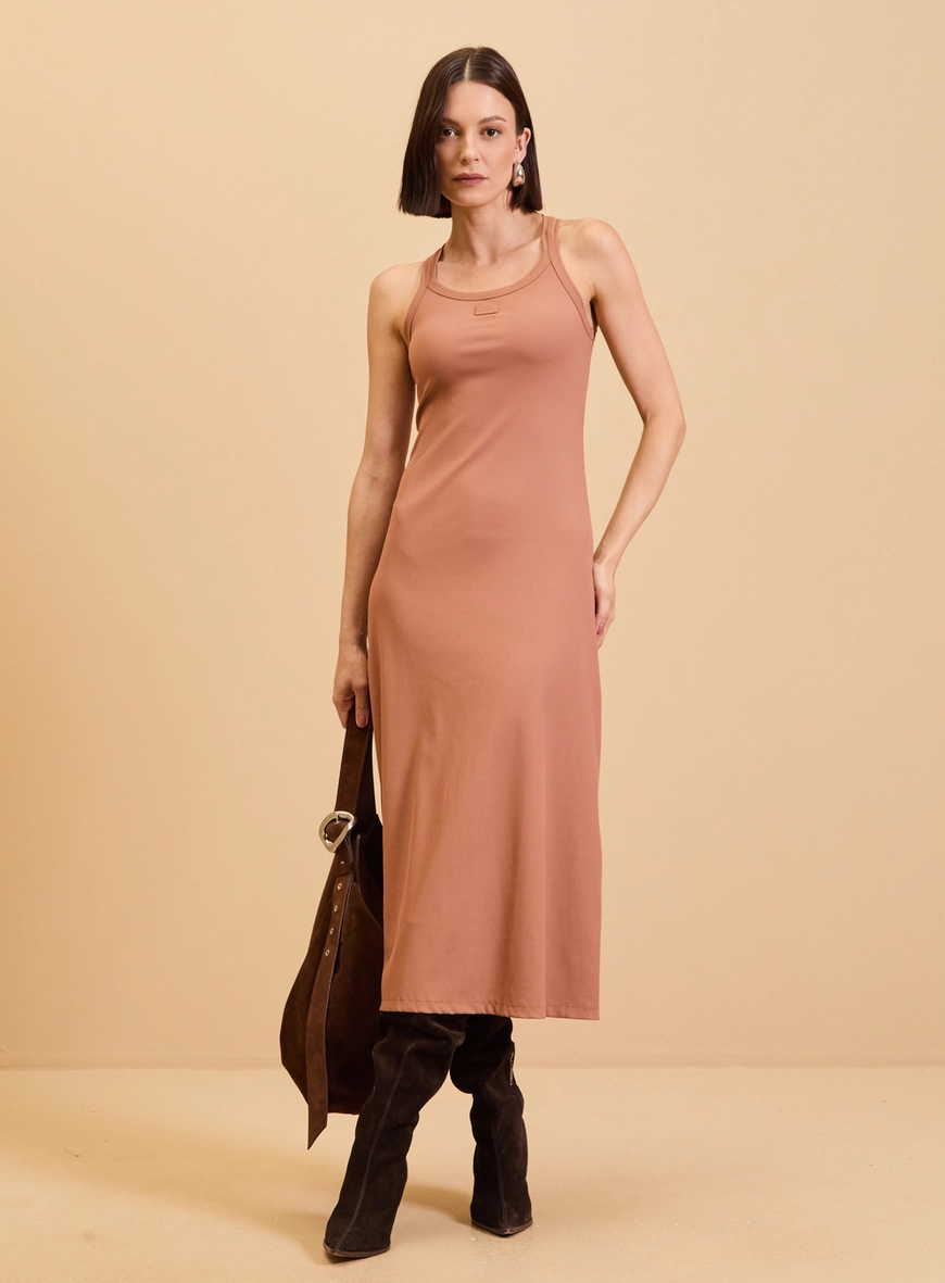 Vestido Midi Canelado Marrom