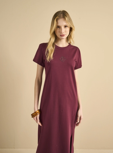 Vestido Midi Com Fenda