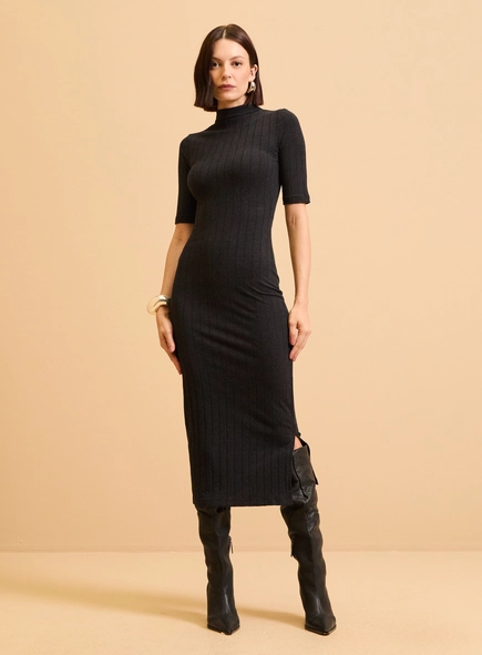 Vestido Midi Canelado Justo Manga Média