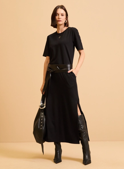 Vestido T-shirt Midi Com Fenda