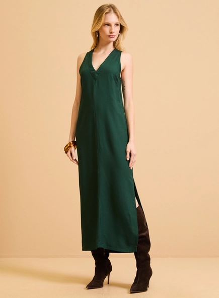 Vestido Midi Reto Decote V Com Fenda