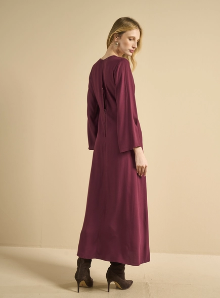 Vestido Midi Amplo Decote V