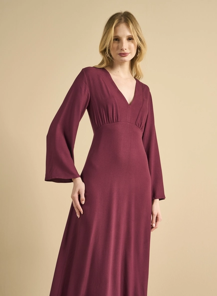 Vestido Midi Amplo Decote V