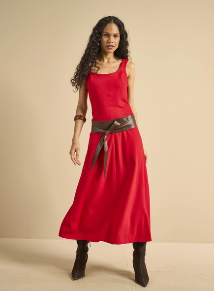 Vestido Midi Evasê