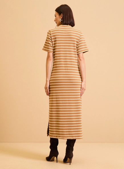 Vestido Midi Gola Alta Com Fenda Listrado