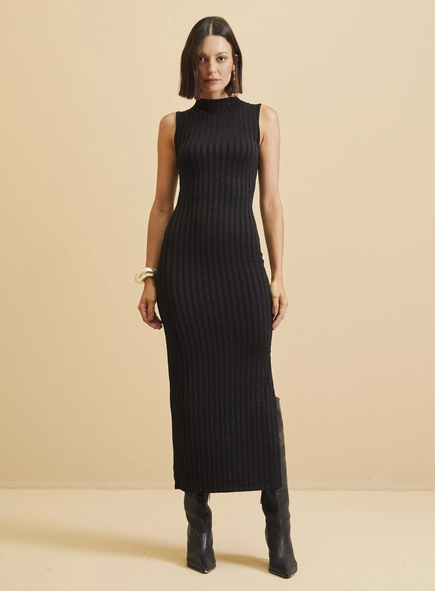 Vestido Midi Ajustado Texturizado Com Fenda