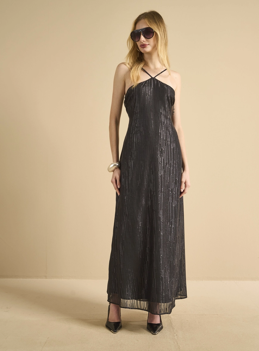 Vestido Midi Amplo Metalizado Preto