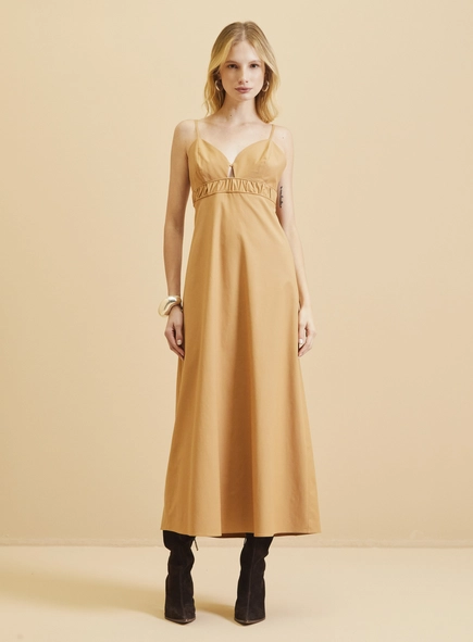 Vestido Midi Estruturado Busto Duplo