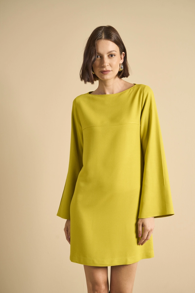 Vestido Curto Reto Manga Longa Verde