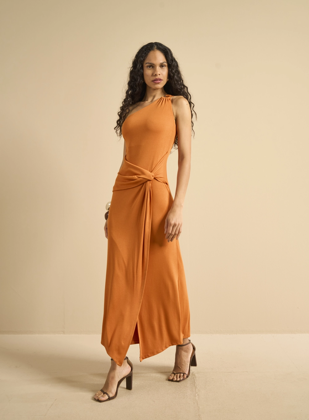 Vestido Longo Um Ombro Com Transpasse Laranja 1