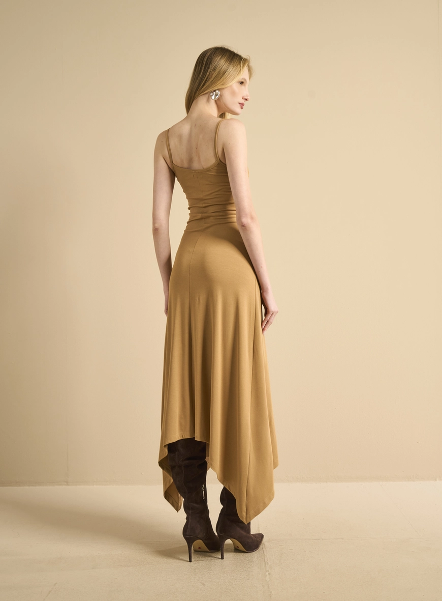 Vestido Midi Canelado Assimétrico Bege