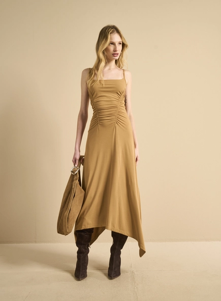 Vestido Midi Canelado Assimétrico
