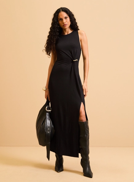 Vestido Midi Com Transpasse E Fenda