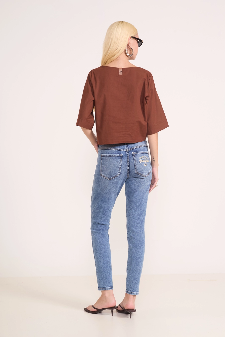 Calça Jeans Skinny Bordado Logo Índigo
