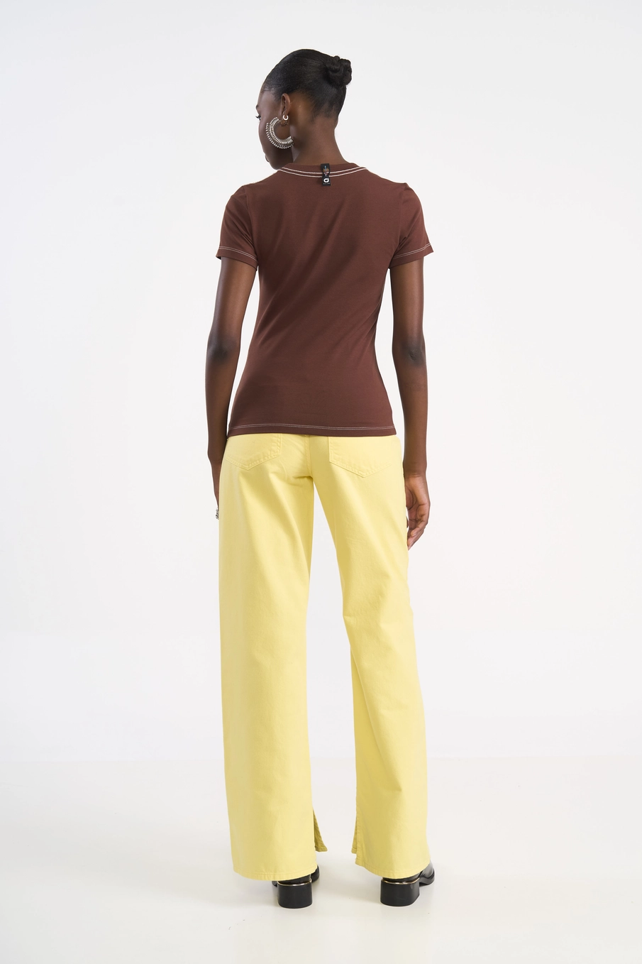 Calça Em Sarja Wide Leg Berlim Amarelo