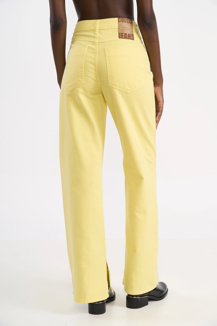 Calça Em Sarja Wide Leg Berlim Amarelo