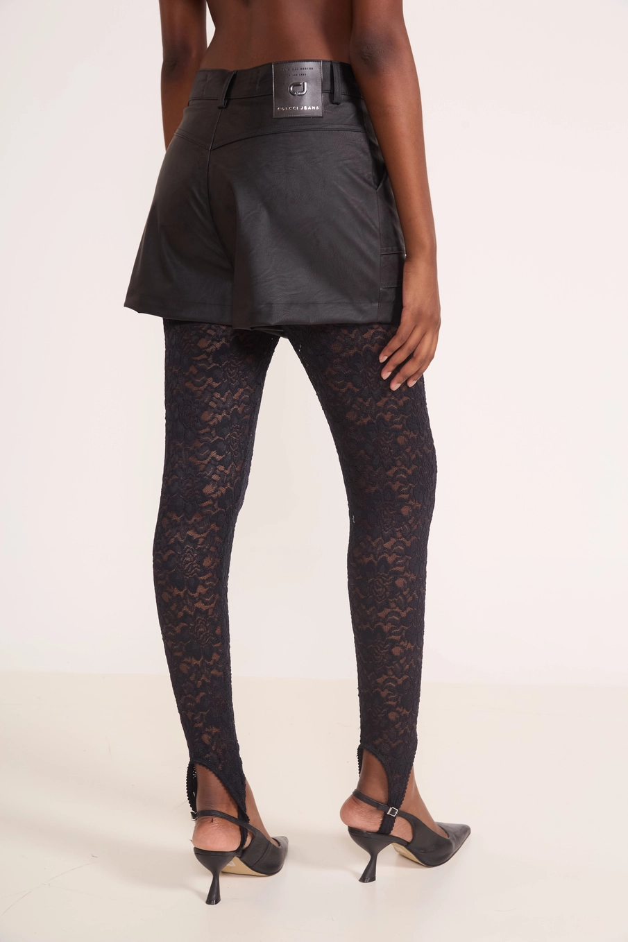 Calça Fusô Em Renda Preto