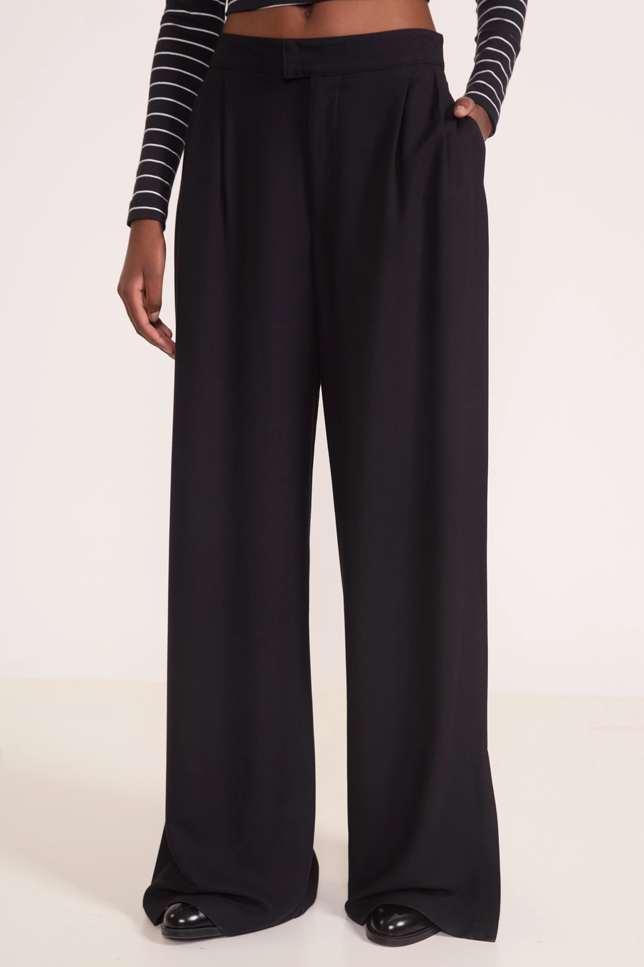 Calça Wide Leg Alfaiataria Preto