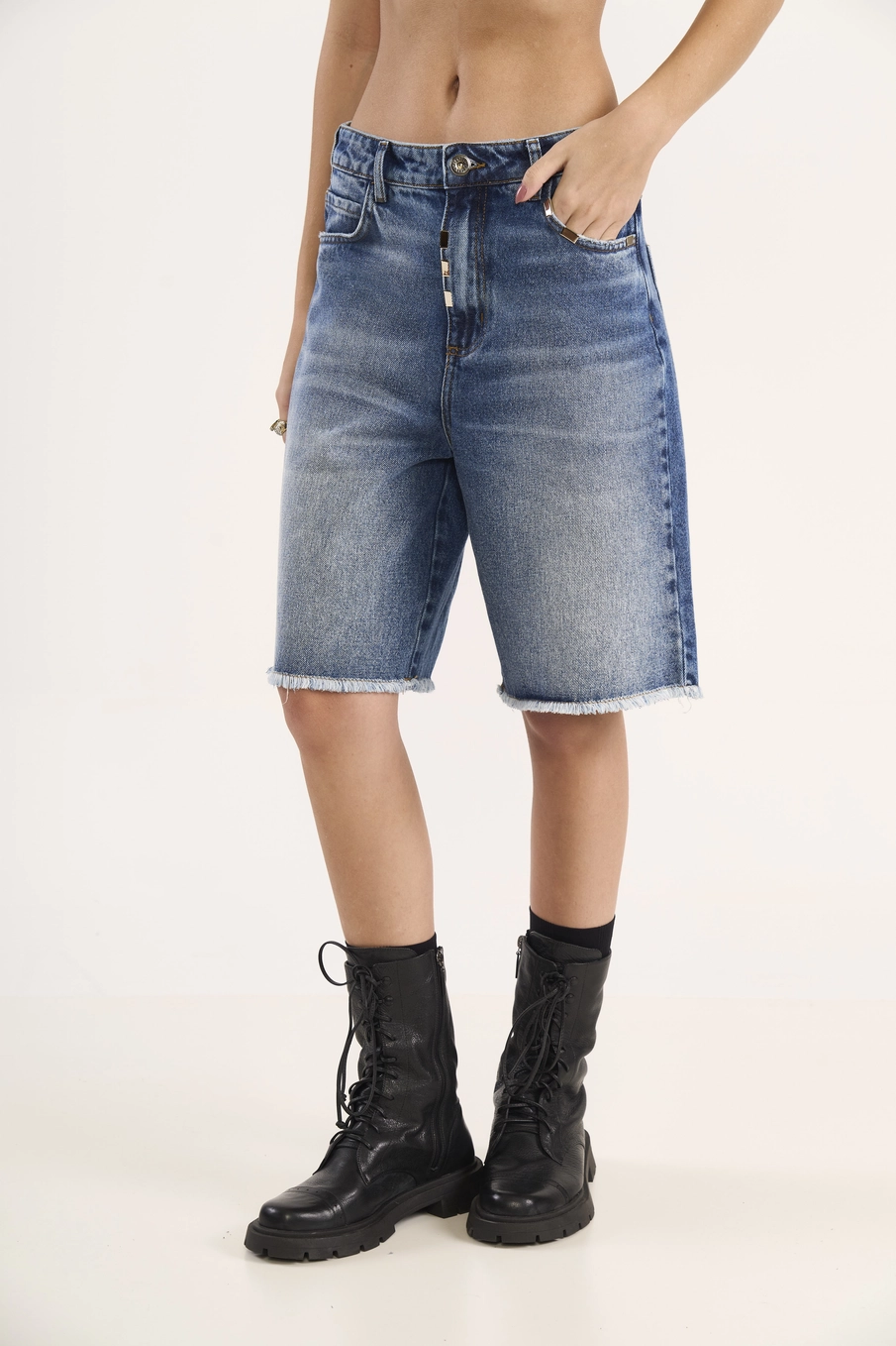 Bermuda Jeans Alongada Over Miami Índigo