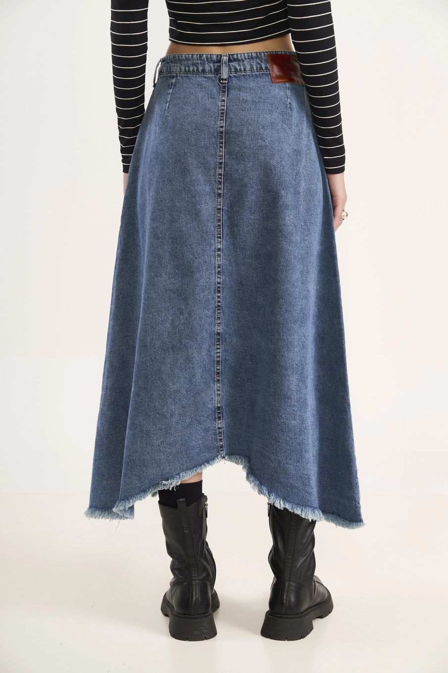 Saia Jeans Longa Assimétrica Índigo